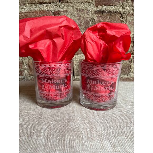 Maker's Mark 2 Etched Christmas Sweater Print Bourbon Whiskey Rock Glasses - Picture 1 of 4